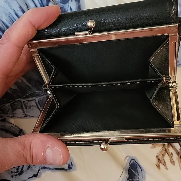 Buxton wallet - Picture 6 of 7